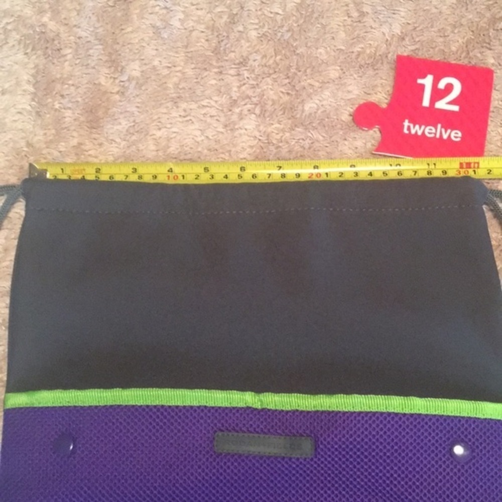 🔥4/$20 RODAN + FIELDS Drawstring Backpack - Picture 4 of 9